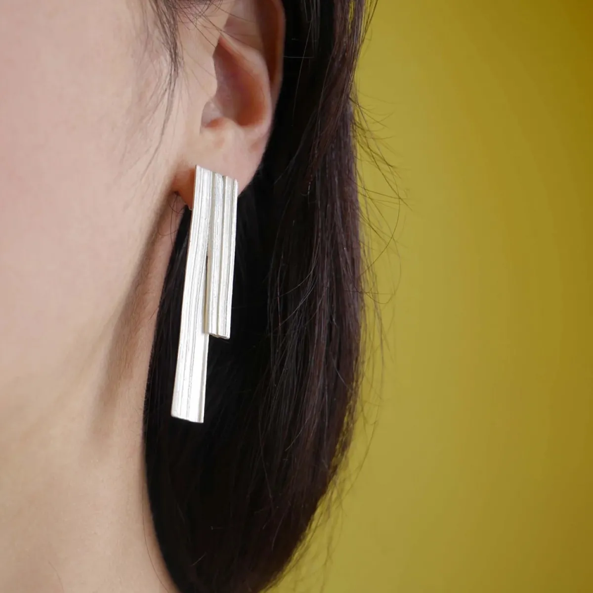 Tomfoolery Absolu Mismatched Flat Drop Earrings Sale