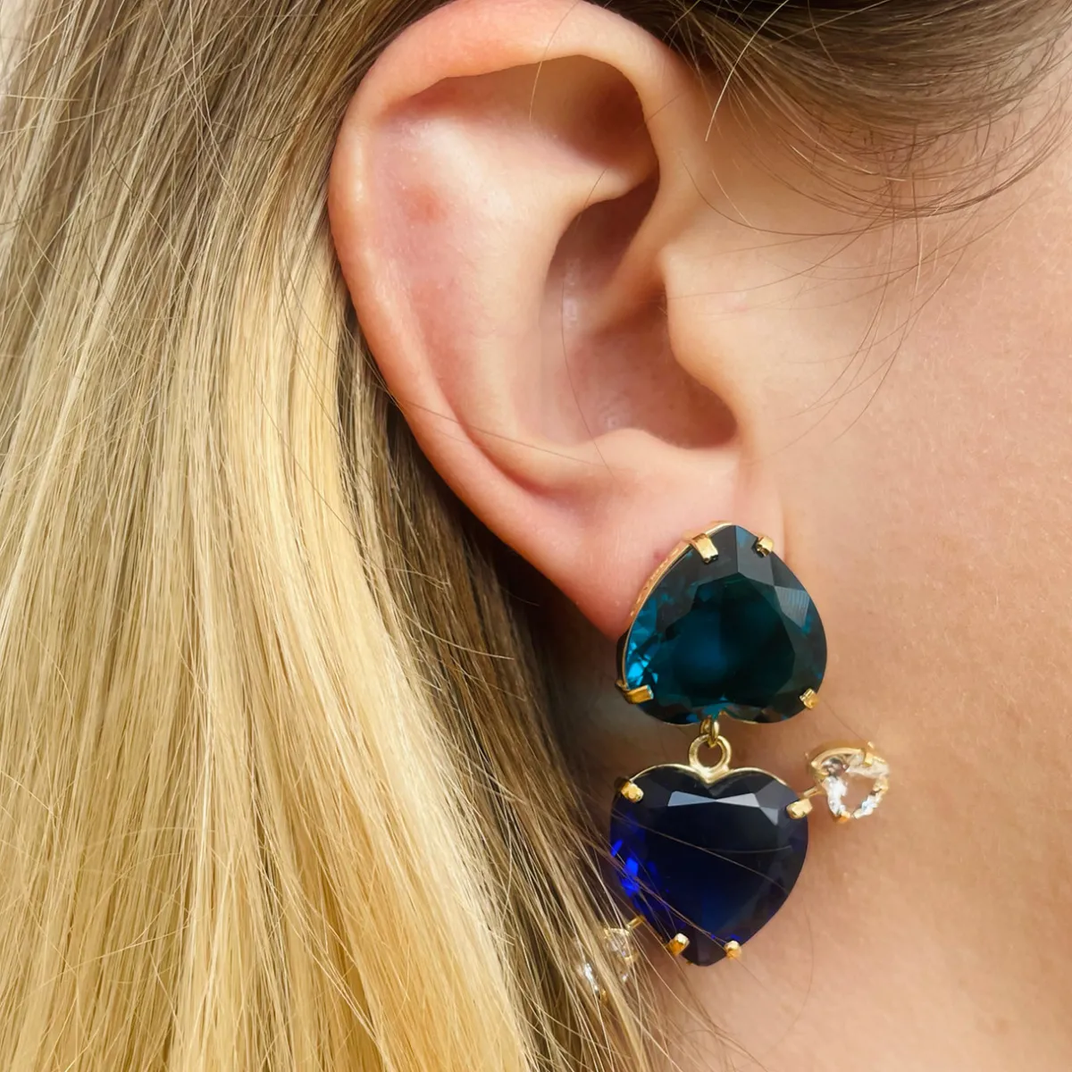 Tomfoolery Arrow Heart Earrings Blue Hot