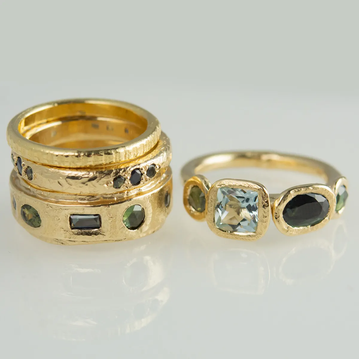 Tomfoolery Asimmetrica 4 Stone Ring New