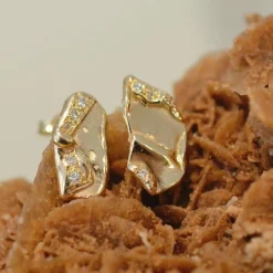 Tomfoolery Athena Gold Asymmetric Folded Studs Outlet