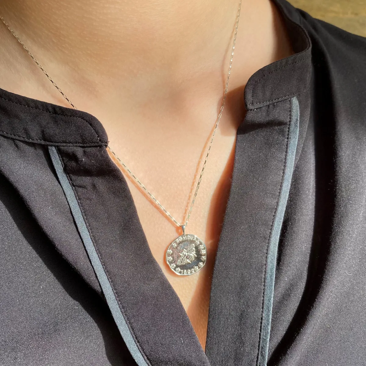 Tomfoolery Bee Coin Pendant in Gold Vermeil Discount