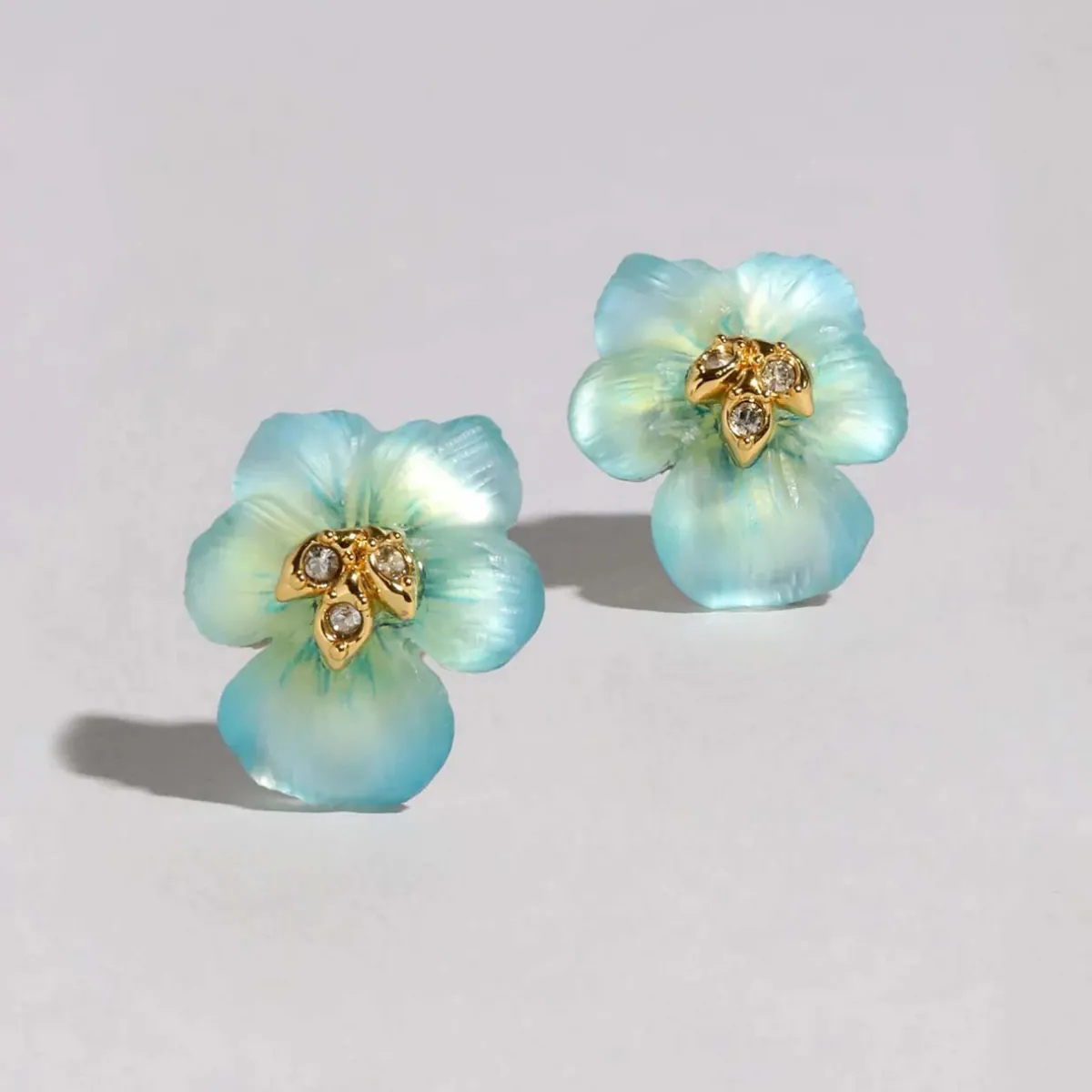 Tomfoolery Blue Pansy Lucite Studs Outlet