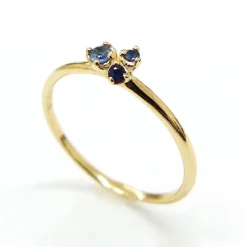 Tomfoolery Blue Sapphire Three Buds Ring Online