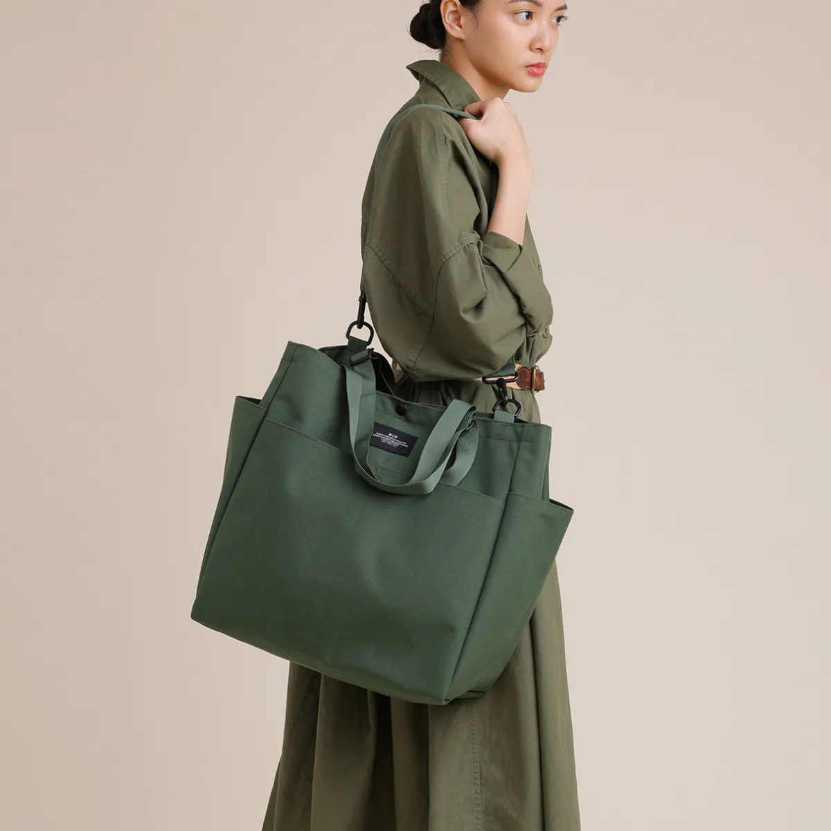 Tomfoolery Carry-All Beach Bag in Olive Clearance