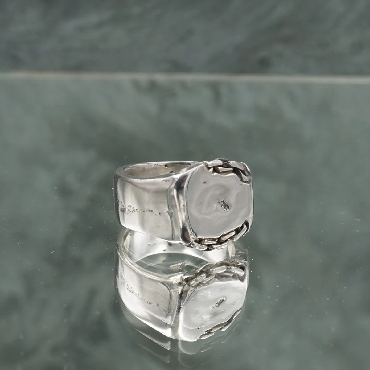 Tomfoolery Cartena Signet Ring in Silver Discount