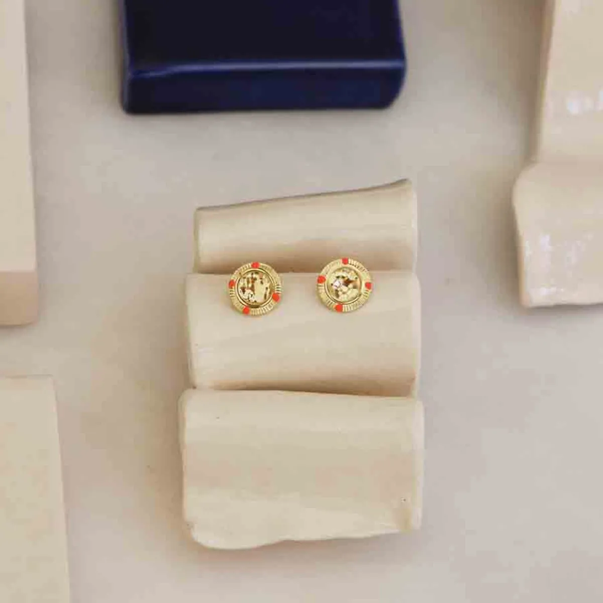 Tomfoolery Coliseo Orange Studs New