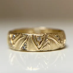 Tomfoolery 9ct Yellow Gold Domed Triangle Diamond Ring Best
