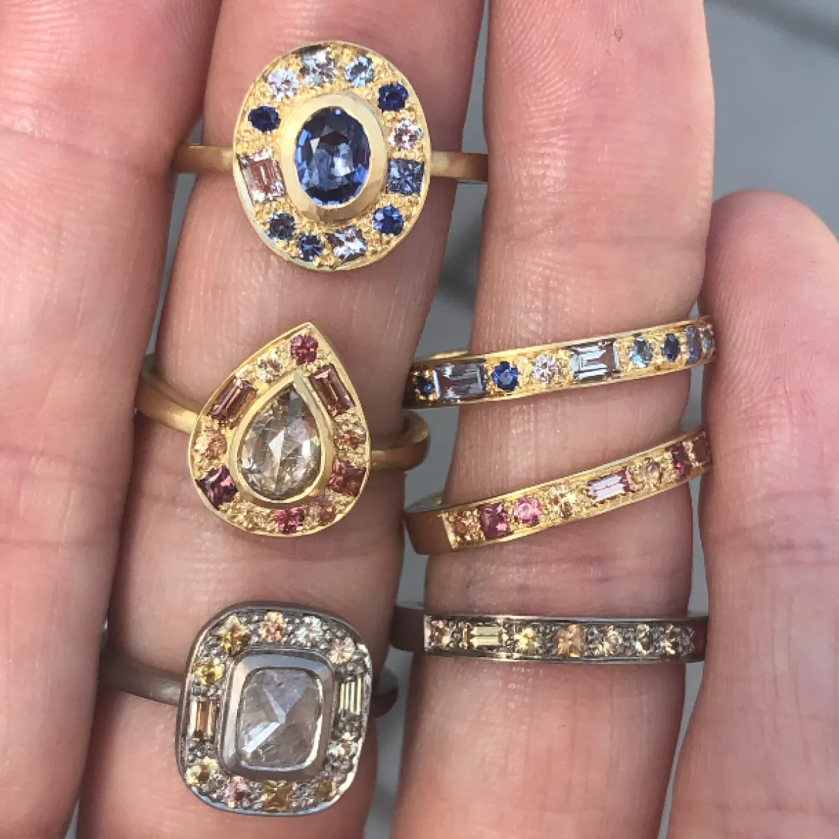Tomfoolery 18ct Yellow Gold Puzzle Royal Blue Oval Sapphire Ring Hot