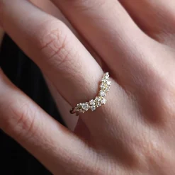 Tomfoolery Curved Grand Cluster Ring Fashion