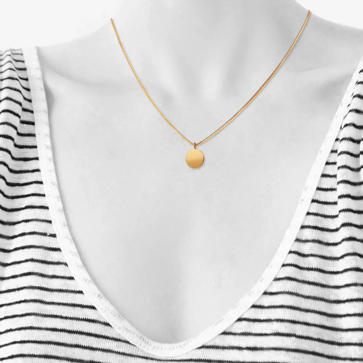 Tomfoolery Cut Circle Pendant Fashion