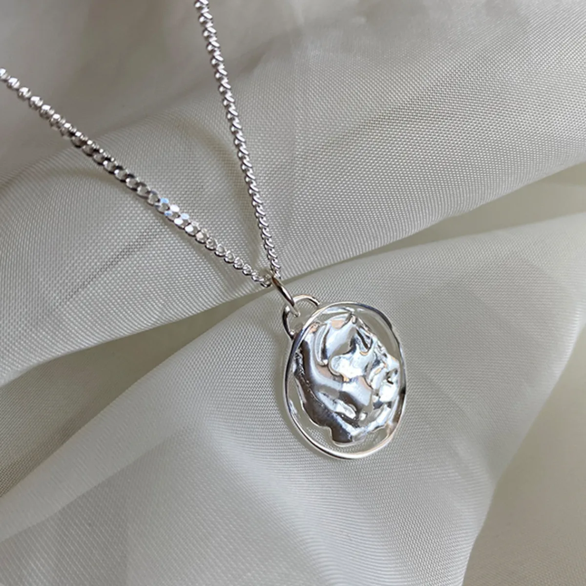 Tomfoolery Dia Arc Necklace Silver Outlet