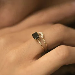 Tomfoolery Diamond Arch Ring Discount