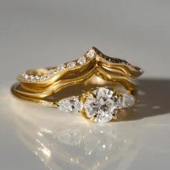 Tomfoolery Diamond Grand Alhambra Arch Band Clearance