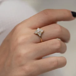 Tomfoolery Diamond Star Ring Discount
