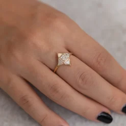 Tomfoolery Diamond Star Ring Discount
