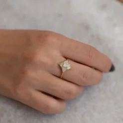 Tomfoolery Diamond Star Ring Discount