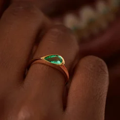 Tomfoolery Emerald Pear Cut Solitaire Ring Discount