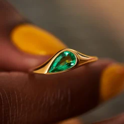 Tomfoolery Emerald Pear Cut Solitaire Ring Discount