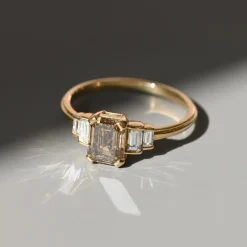 Tomfoolery Empire Stature Five Step Brown Diamond Ring Outlet