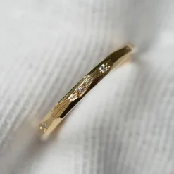 Tomfoolery Faceted 2mm Diamond Wedding Band New