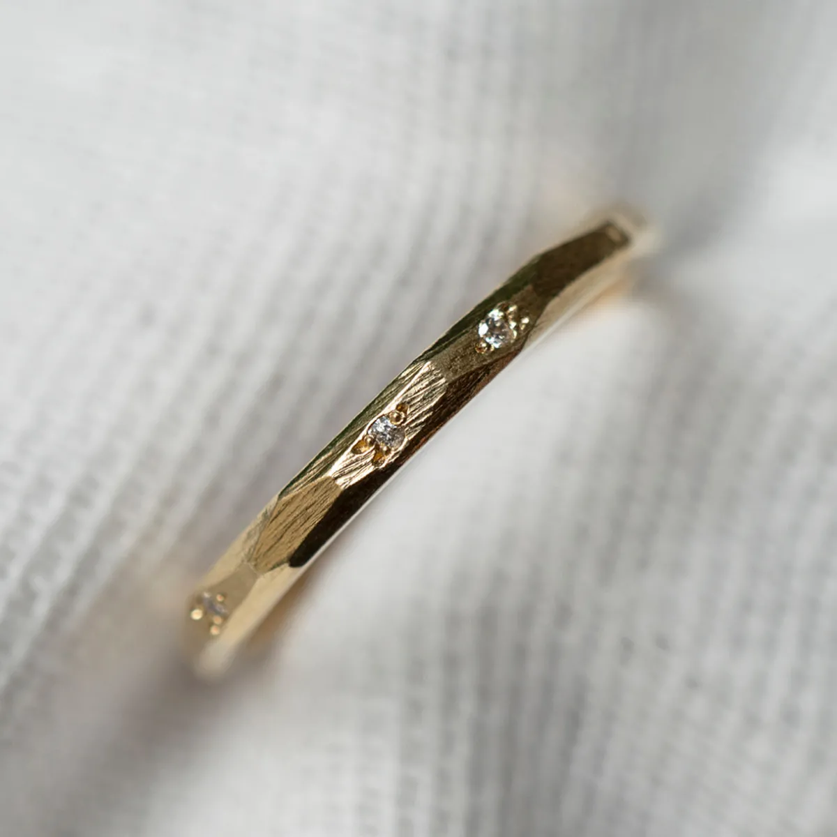 Tomfoolery Faceted 2mm Diamond Wedding Band New