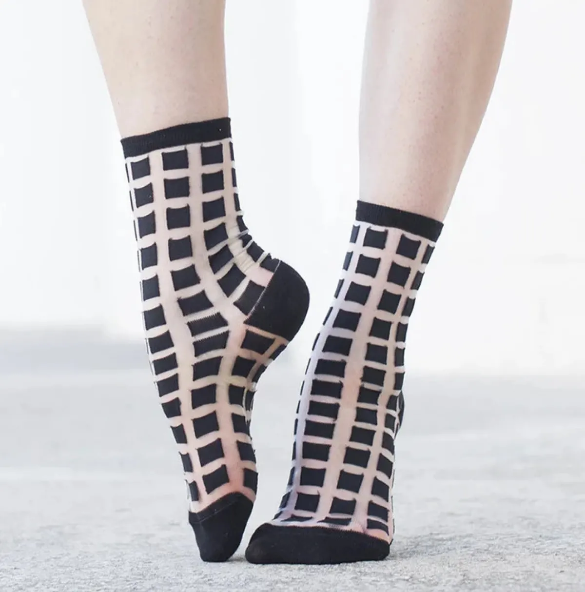 Tomfoolery Ginza Black Transparent Socks Best