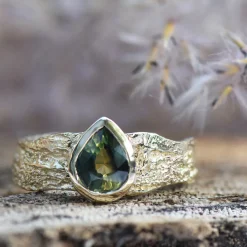 Tomfoolery Gold & Green Montana Sapphire Wide London Plane Ring Outlet