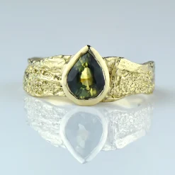 Tomfoolery Gold & Green Montana Sapphire Wide London Plane Ring Outlet