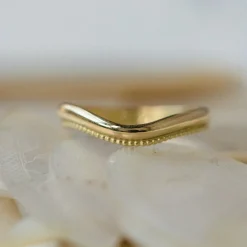 Tomfoolery Gold Elaborate Curved Wedding Band Discount