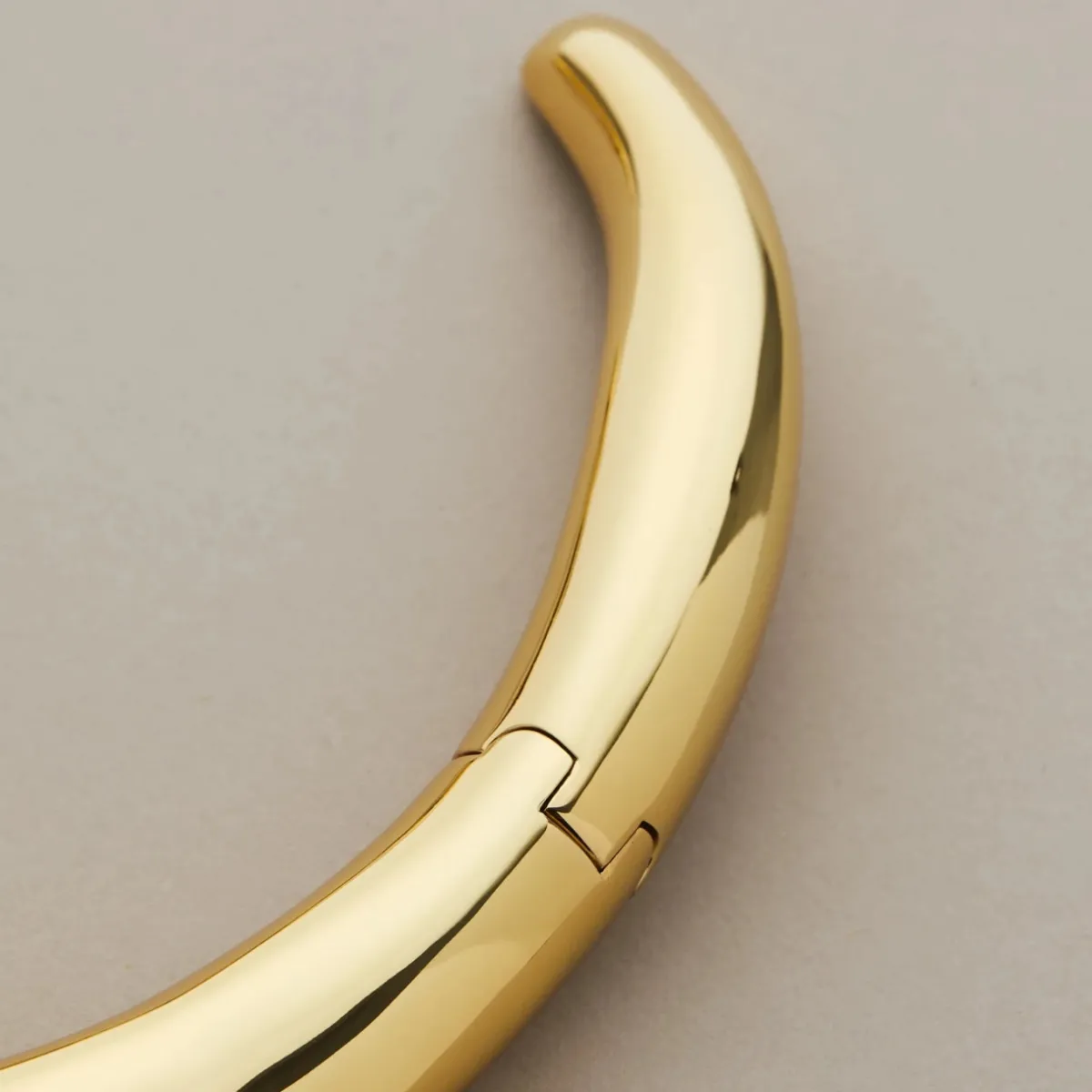 Tomfoolery Gold Hinged Collar Necklace Outlet