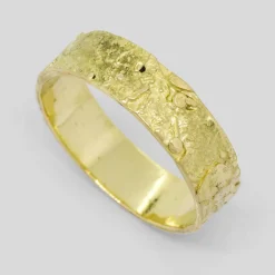 Tomfoolery Gold Molten Wedding Band Fashion