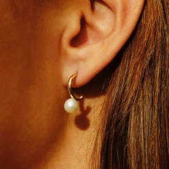 Tomfoolery Gold Pearl Hoops Online