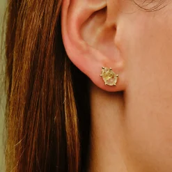 Tomfoolery Gold Pebble Oval Rutilated Quartz Studs Online