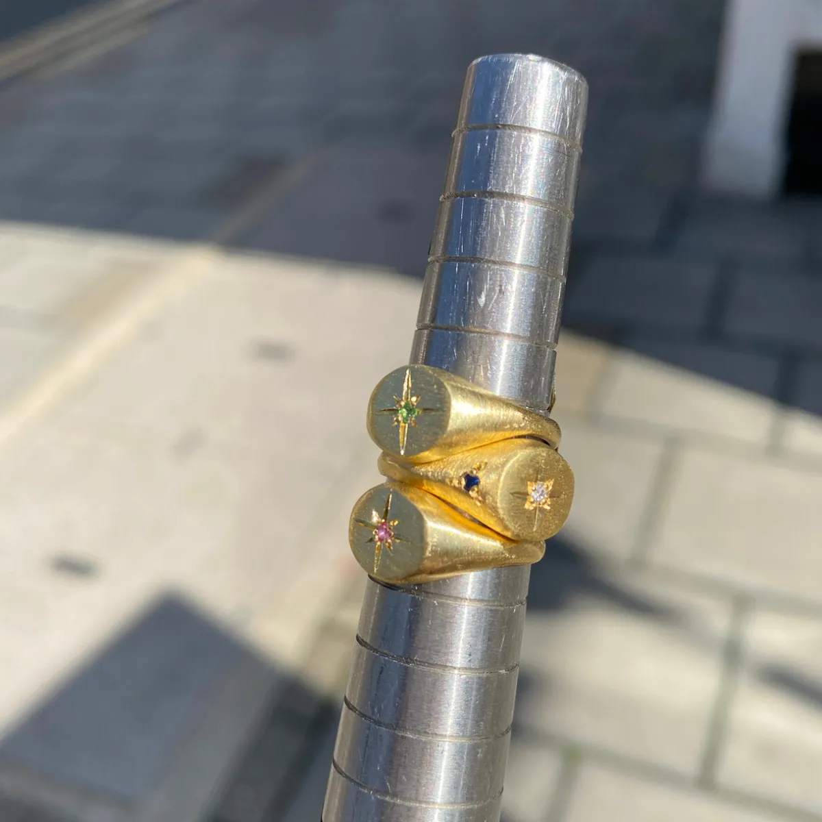 Tomfoolery Gold Signet Ring with Tsavorite Outlet
