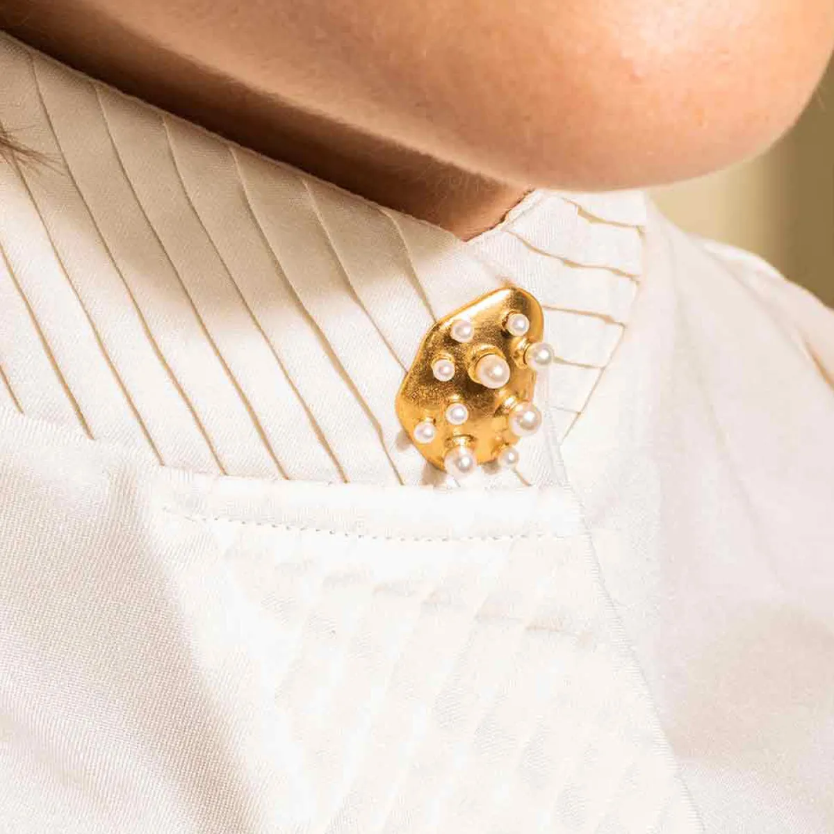 Tomfoolery Gold Venus Epitome Brooch Discount