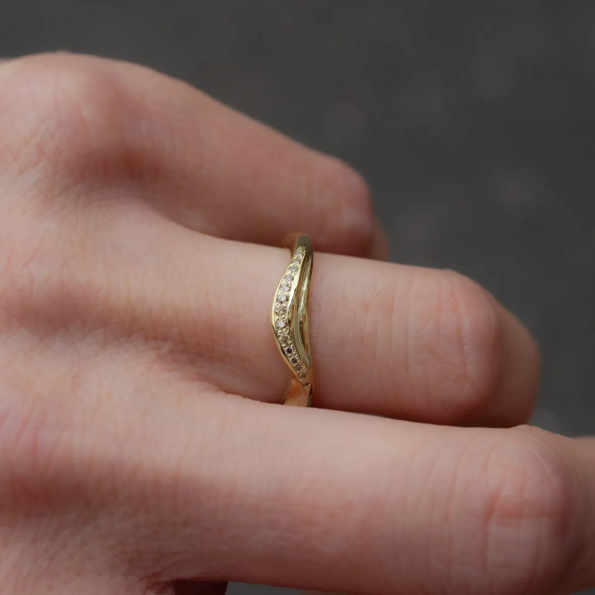Tomfoolery Grass Leaf Champagne Diamond Band Clearance