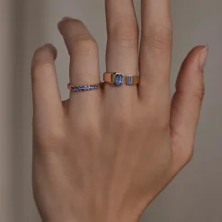 Tomfoolery Judd Sapphire Band Online