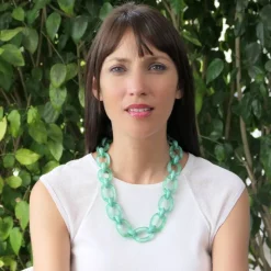 Tomfoolery Lydie Small Chain Resin Necklace in Neutral Outlet