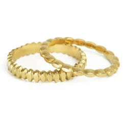 Tomfoolery Narrow 18ct Yellow Gold Seeds Band Clearance