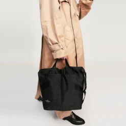 Tomfoolery New York Medium Tote in Black Hot