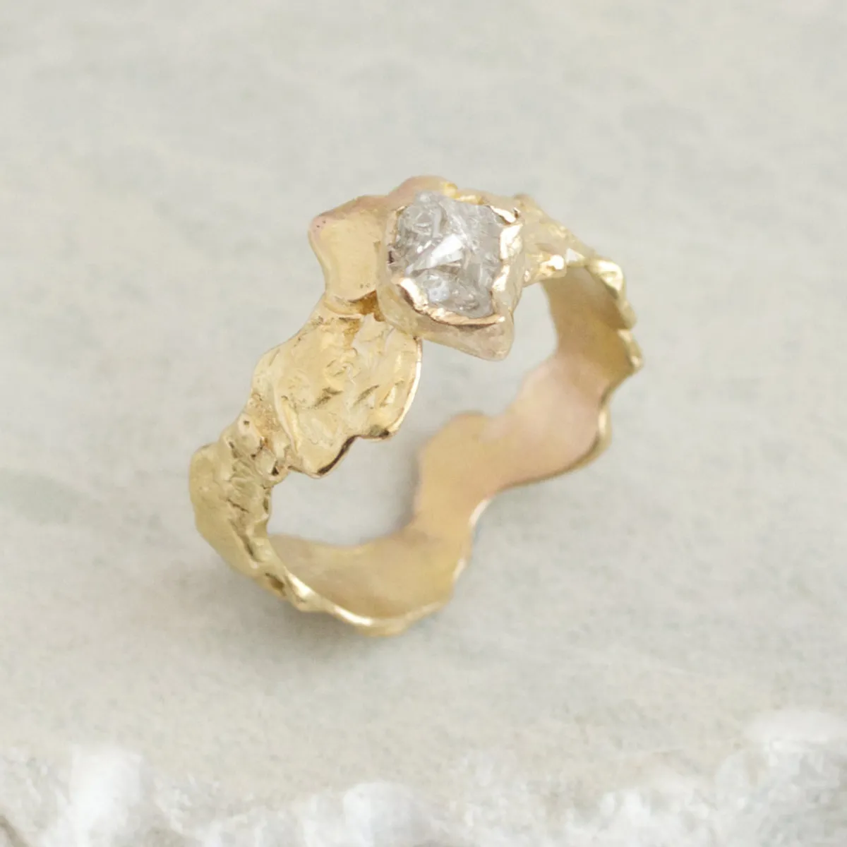 Tomfoolery One-Of-A-Kind Precipice Ocean Diamond Ring Hot