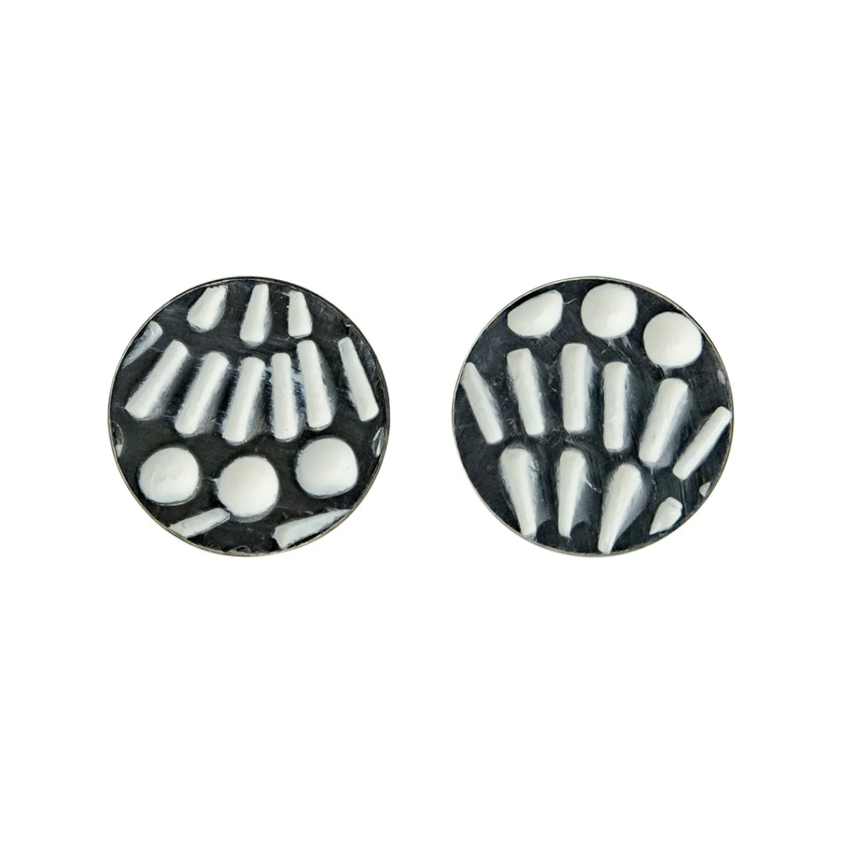 Tomfoolery Painted Pattern Studs Black & White New
