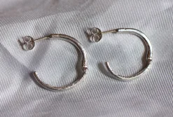 Tomfoolery Small Bamboo Hoops in Silver Outlet
