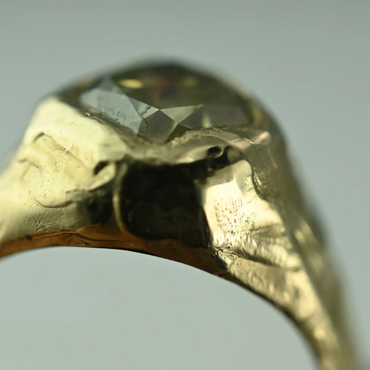 Tomfoolery The Dawn Art Ring Online