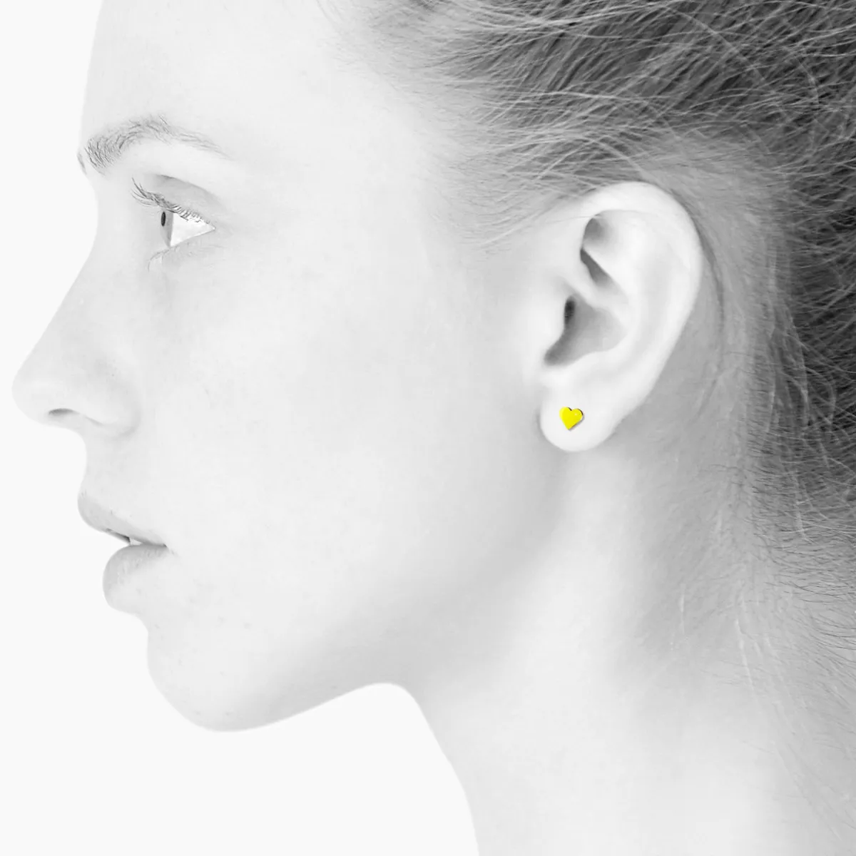 Tomfoolery Tiny Heart Studs in Enamel New