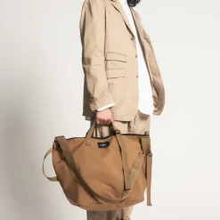 Tomfoolery Traveler Duffle Medium Bag in Khaki Fashion