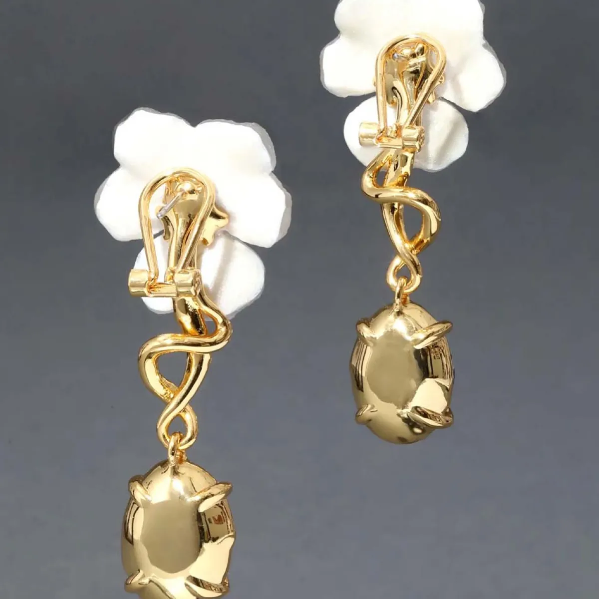 Tomfoolery White Pansy Crystal Lucite Drop Earrings Hot