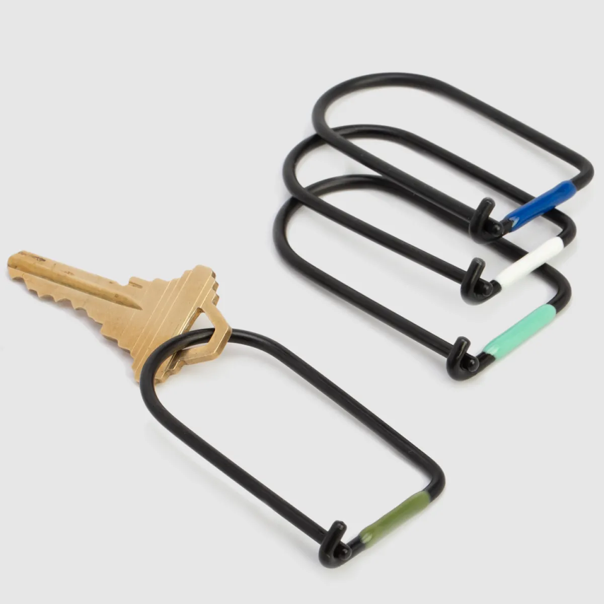 Tomfoolery Wilson Keyring – Black Carbon Enameled Outlet