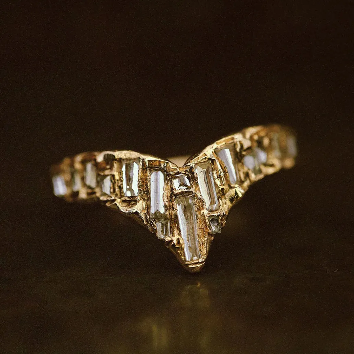 Tomfoolery X White Baguette Diamond Scatter Point V Shape Ring New